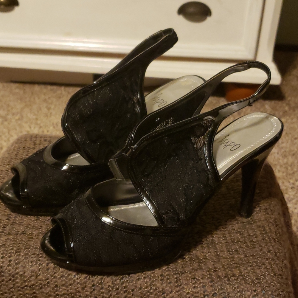 Dress shoes